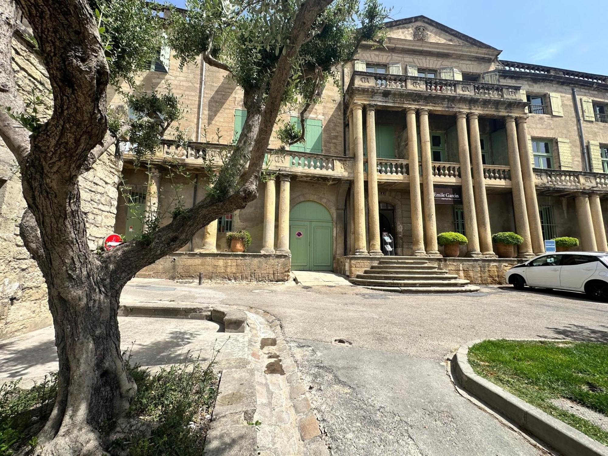 Le Grand Castille Uzès Extérieur photo